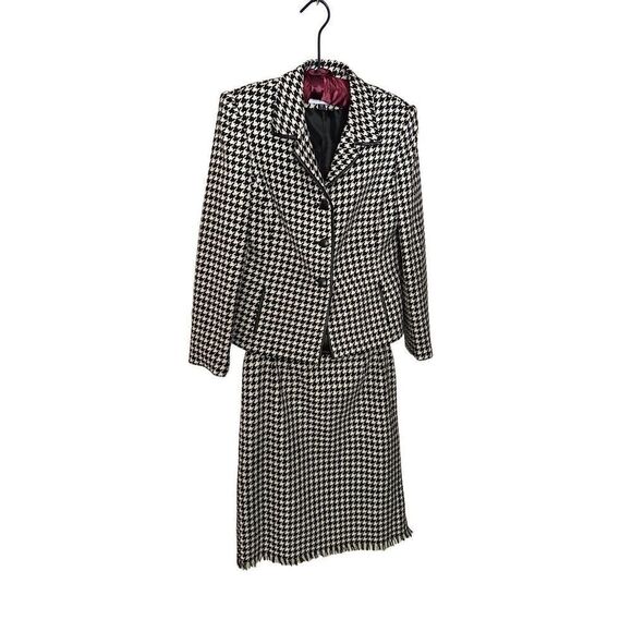 Kasper Jackets & Blazers - Vintage Kasper APL Houndstooth Black & White Wool 2 Piece Blazer Skirt Set | 10P